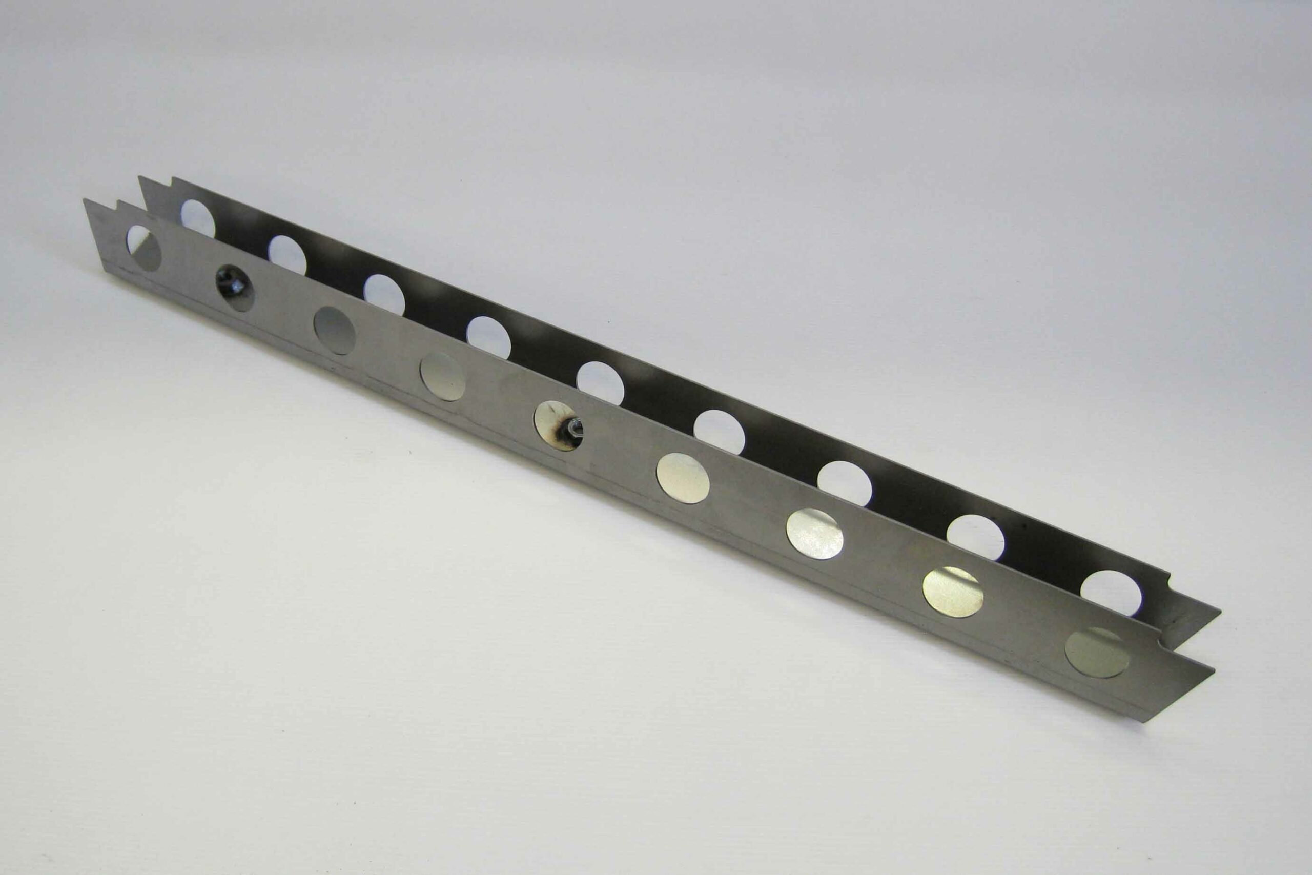 Poutre de fixation pour plaque moteur Volvo 740 /940