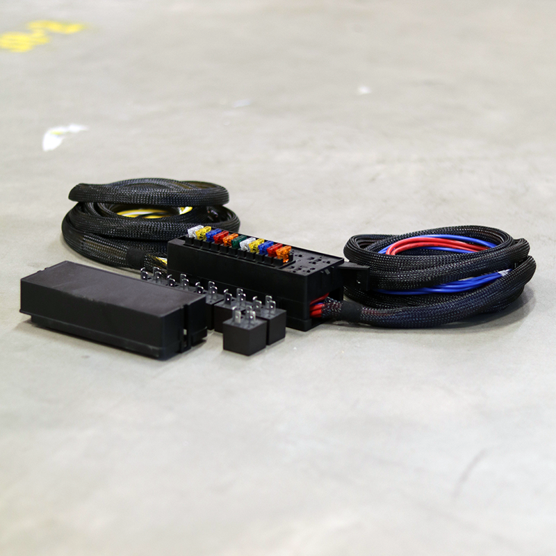 Hurricane Boîte à relais et fusibles RB11-W (Montage mural)