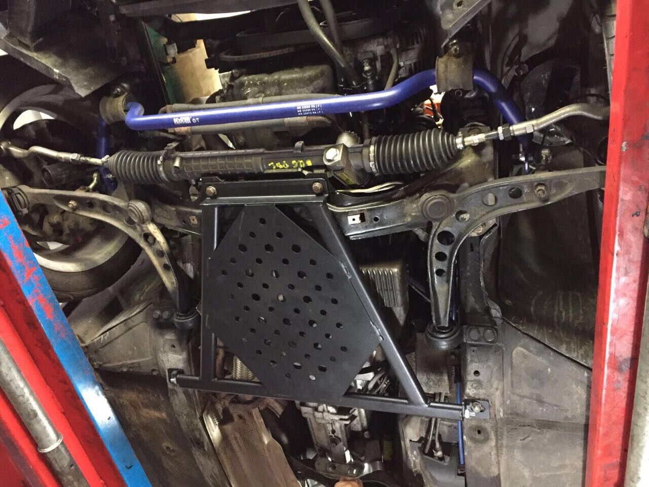 BMW X-BRACE BMW E36