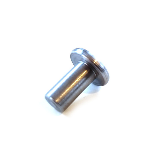 Rivet for clutch hubs