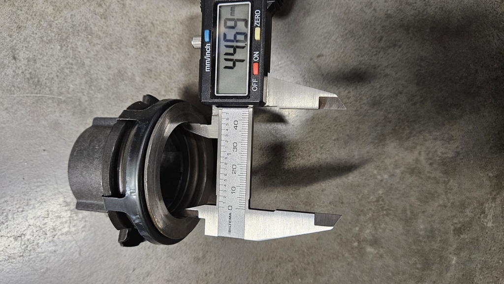 Butée d'embrayage BMW 215-240mm (28mm)