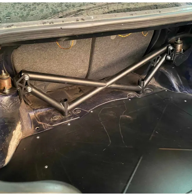 Sous-châssis arrière 4 points pour BMW E36 X-brace