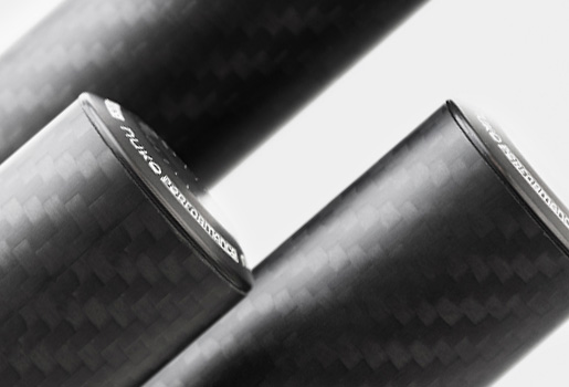 Bouton d'engrenage carbone caverneux (finition mate)