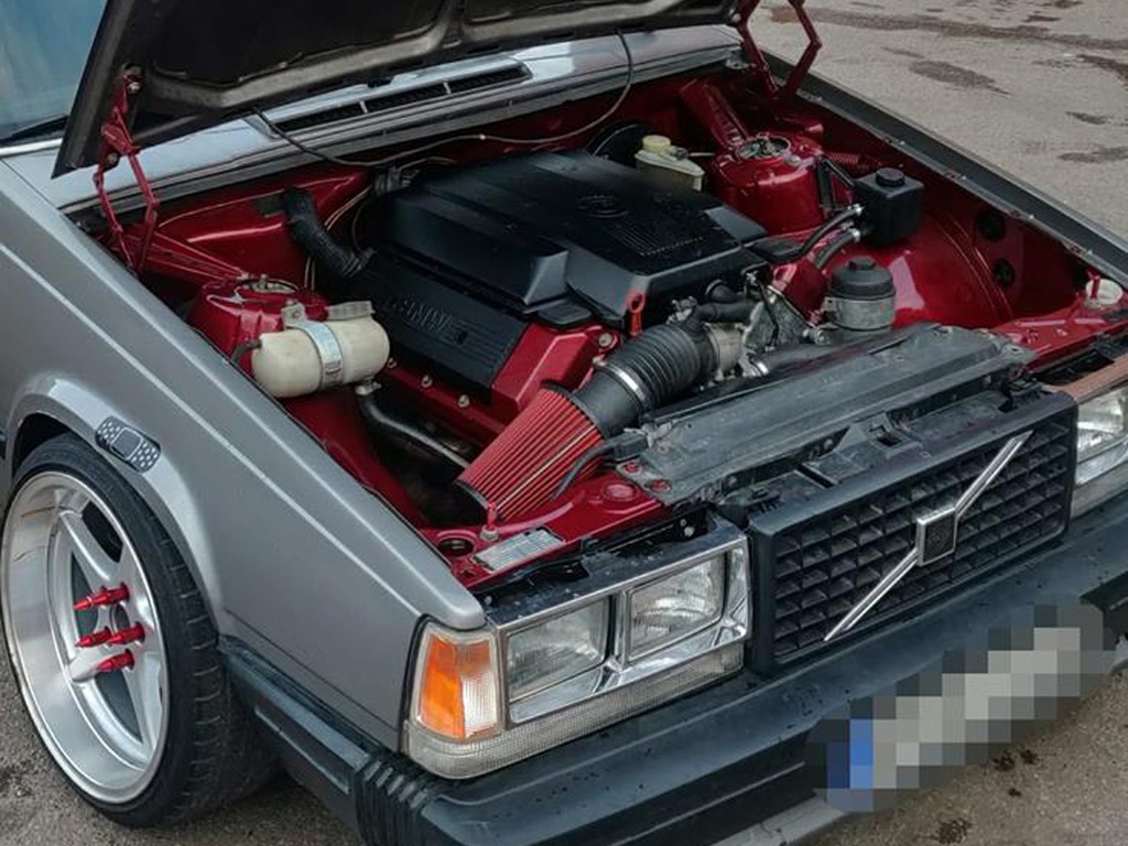 MONTAGNE VOLVO 7/900 - BMW M60 / M62